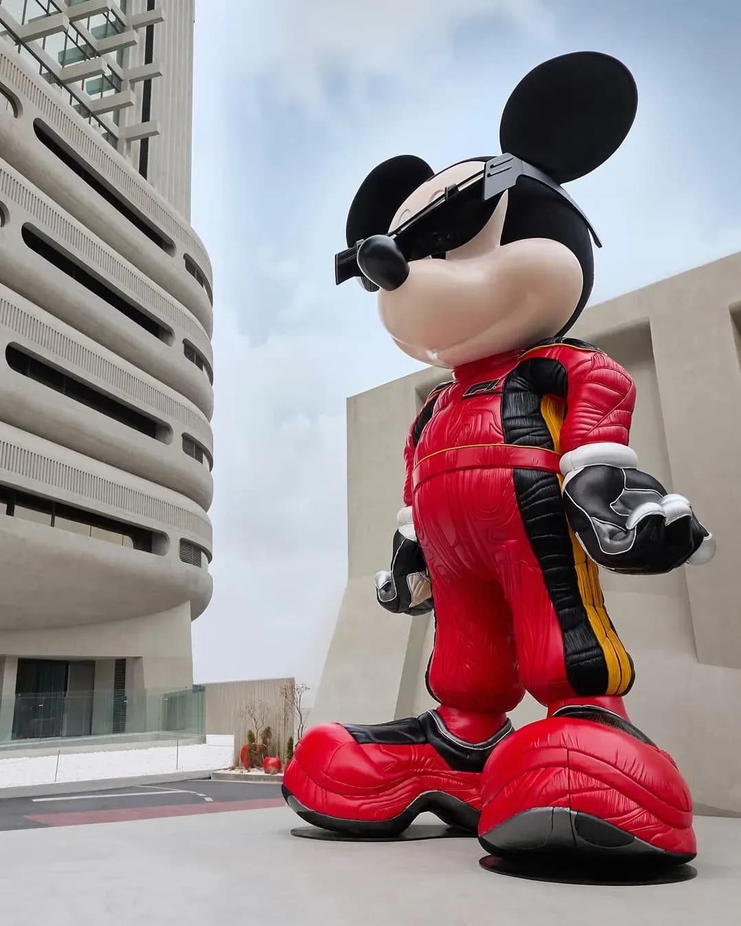 GENTLE MONSTER : Disney × F1